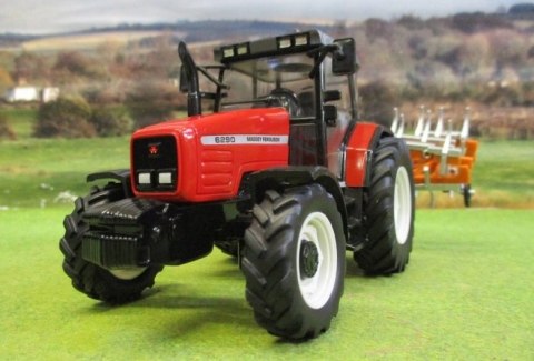MF 6290 2001 z kultywatorem 1:32 Britains 43335 MF 6290 2001 z kultywatorem 1:32 Britains 43335