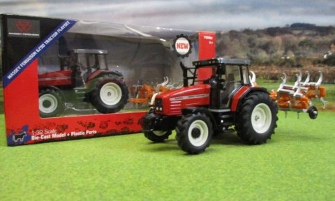MF 6290 2001 z kultywatorem 1:32 Britains 43335 MF 6290 2001 z kultywatorem 1:32 Britains 43335