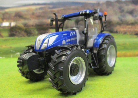 NEW HOLLAND T6.180 Blue Power 1:32 Britains 43319 NEW HOLLAND T6.180 Blue Power 1:32 Britains 43319
