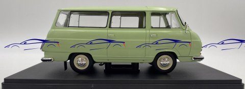 Skoda 1203 1968 light green WhiteBox 124176 1:24 Skoda 1203 1968 light green WhiteBox 124176 1:24