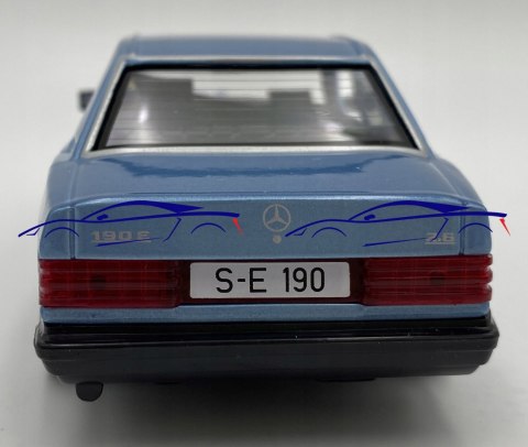 Mercedes Benz 190E W201 blue 1:24 Bburago 21103 Mercedes Benz 190E W201 blue 1:24 Bburago 21103