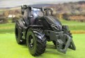 VALTRA Q305 black ciągnik 1:32 Britains 43309