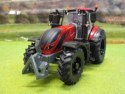 VALTRA TZ54 ciągnik 70 lecie 1:32 Britains 43315