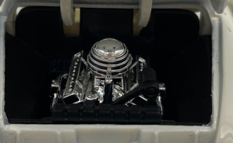 1955 GMC Blue Chip Pick-up cream 1:24 Motormax 79383 1955 GMC Blue Chip Pick-up cream 1:24 Motormax 79383