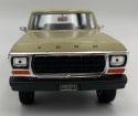 Ford Bronco (hard top) 1978 1:24 Motormax 79373 beż/brąz