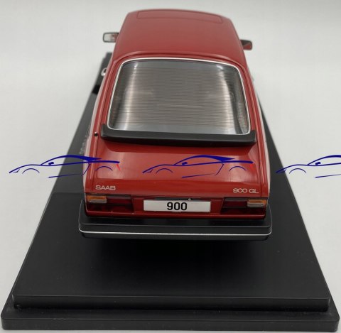 SAAB 900 Turbo 1981 red krokodyl 1:18 MCG 18340 SAAB 900 Turbo 1981 red krokodyl 1:18 MCG 18340