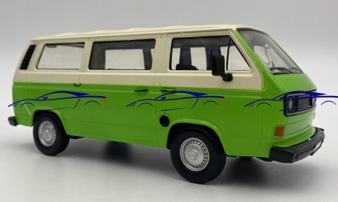 VW Type 2 T3 Transporter 1:24 Motormax 79376 green VW Type 2 T3 Transporter 1:24 Motormax 79376 green