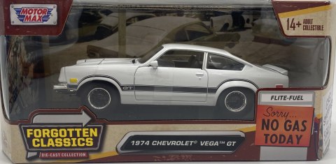 Chevrolet Vega GT 1974 1:24 Motormax 79048 biały Chevrolet Vega GT 1974 1:24 Motormax 79048 biały