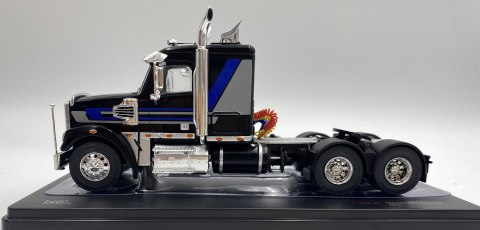 Freightliner Coronado 2012 truck model 1:43 IXO TR181.22 czarny Freightliner Coronado 2012 truck model 1:43 IXO TR181.22 czarny