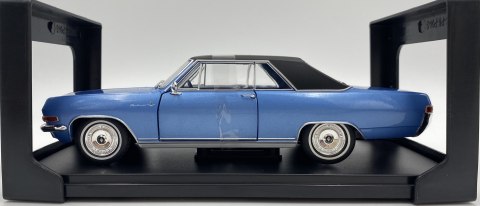 Opel Diplomat V8 Coupe 1965 model METAL 124137 WhiteBox 1:24 niebieski Opel Diplomat V8 Coupe 1965 model METAL 124137 WhiteBox 1:24 niebieski
