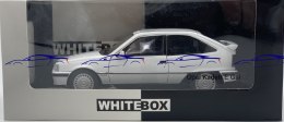 Opel Kadett E GSi 1985 model 124221 WhiteBox 1:24 biały