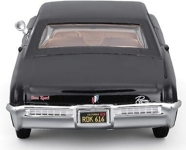 Buick RIVIERA 1965 1:24 Maisto 31214 czarny Buick RIVIERA 1965 1:24 Maisto 31214 czarny