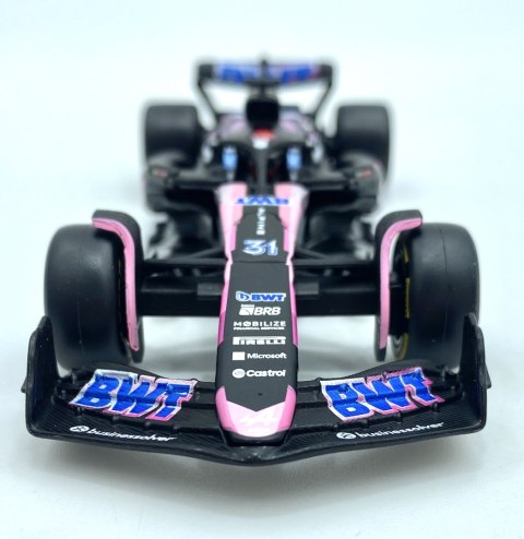 F1 bolid Alpine A524 BWT Bburago #31 Esteban Ocon BBurago 1:43 KASK F1 bolid Alpine A524 BWT Bburago #31 Esteban Ocon BBurago 1:43 KASK