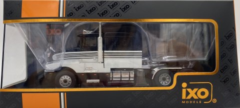 Kenworth T600A 1986 truck model 1:43 IXO TR183.22 Kenworth T600A 1986 truck model 1:43 IXO TR183.22