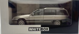 Opel Omega A2 Caravan 1990 model METAL 124165 WhiteBox 1:24 srebrny