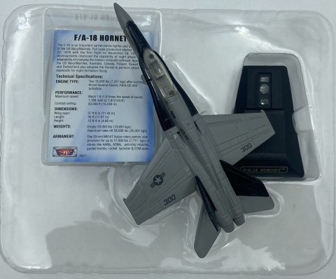 Samolot Boeing McDonnell Douglas F/A-18 Hornet podstawka METAL Motormax Samolot Boeing McDonnell Douglas F/A-18 Hornet podstawka METAL Motormax
