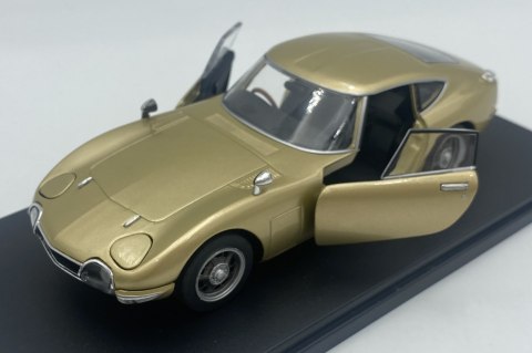 Toyota 2000 GT 1967 124229 WhiteBox model 1:24 złoty Toyota 2000 GT 1967 124229 WhiteBox model 1:24 złoty