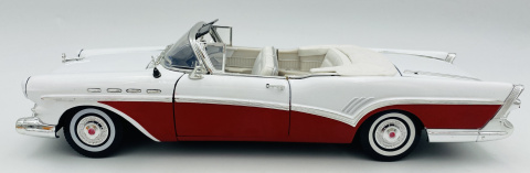 BUICK Roadmaster 1957 1:18 model Motormax 73152 biały BUICK Roadmaster 1957 1:18 model Motormax 73152 biały