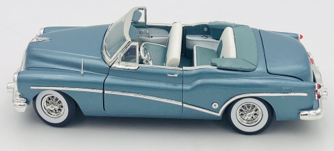 BUICK Skylark 1953 1:18 model Motormax 73129 BUICK Skylark 1953 1:18 model Motormax 73129