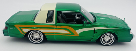Buick Regal 3,8 SFI Turbo model 1:24 Motormax 79023 Buick Regal 3,8 SFI Turbo model 1:24 Motormax 79023