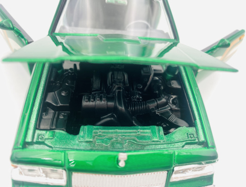 Buick Regal 3,8 SFI Turbo model 1:24 Motormax 79023 Buick Regal 3,8 SFI Turbo model 1:24 Motormax 79023