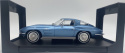 CHEVROLET Corvette Stingray C2 1963 model 1/24 WhiteBox 124232 niebieski CHEVROLET Corvette Stingray C2 1963 model 1/24 WhiteBox 124232 niebieski
