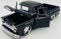 Chevy Apache Fleetside Pickup 1:24 Motormax 79311 czarny