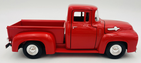 Ford F-100 Pickup 1956 1:24 Motormax 73235 czerwony Ford F-100 Pickup 1956 1:24 Motormax 73235 czerwony