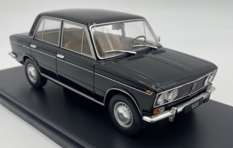 Lada Łada 1500 1977 model METAL 124237 WhiteBox 1:24 czarny Lada Łada 1500 1977 model METAL 124237 WhiteBox 1:24 czarny