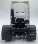 MAN TGX ciągnik siodłowy model WELLY 32650 metal 1:32 biały MAN TGX ciągnik siodłowy model WELLY 32650 metal 1:32 biały