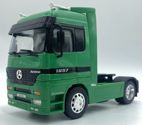 Mercedes Benz Actros 1857 ciągnik siodłowy model WELLY 32280 metal 1:32 Mercedes Benz Actros 1857 ciągnik siodłowy model WELLY 32280 metal 1:32