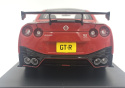 NISSAN GT-R Nismo R35 2021 model 124231 WhiteBox 1:24 czerwony