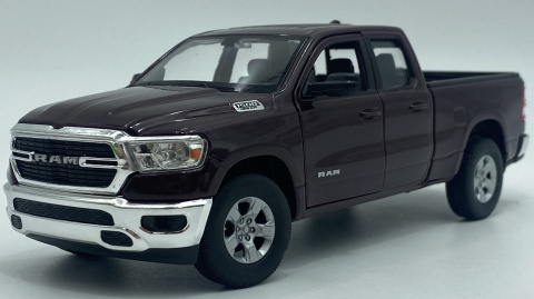 RAM 1500 Hemi 2019 Bighorn pickup model Welly 1:27 bordowy RAM 1500 Hemi 2019 Bighorn pickup model Welly 1:27 bordowy