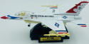 Samolot F-16 Fighting Falcon duży model podstawka METAL Motormax biały z uzbrojeniem