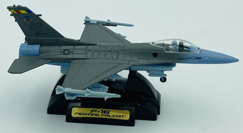 Samolot F-16 Fighting Falcon duży model podstawka METAL Motormax z uzbrojeniem Samolot F-16 Fighting Falcon duży model podstawka METAL Motormax z uzbrojeniem