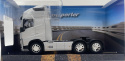 VOLVO FH 500 3 osiowy ciągnik siodłowy model WELLY metal 1:32 srebrny VOLVO FH 500 3 osiowy ciągnik siodłowy model WELLY metal 1:32 srebrny