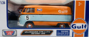 VW Type 2 T1 Delivery Van GULF model 1:24 Motormax 79649