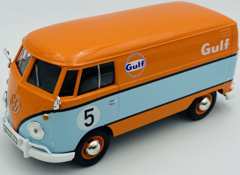 VW Type 2 T1 Delivery Van GULF model 1:24 Motormax 79649 VW Type 2 T1 Delivery Van GULF model 1:24 Motormax 79649