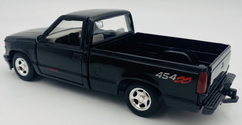 Chevrolet 454 SS Pickup 1:24 Motormax 73203 czarny Chevrolet 454 SS Pickup 1:24 Motormax 73203 czarny