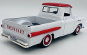 Chevy Apache Fleetside Pickup 1:24 Motormax 79311 biały - czerwony dach