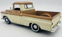 Chevy Apache Fleetside Pickup 1:24 Motormax 79311 brązowy