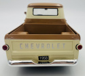 Chevy Apache Fleetside Pickup 1:24 Motormax 79311 brązowy