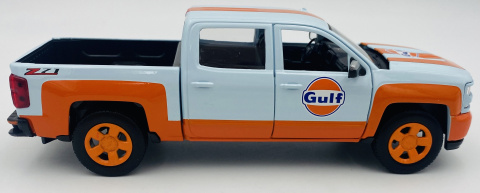 Chevy Silverado 1500 LT Z71 Crew Cab GULF Livery model 1:27 Motormax 79666 Chevy Silverado 1500 LT Z71 Crew Cab GULF Livery model 1:27 Motormax 79666
