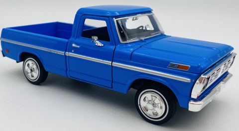 Ford F-100 Pickup 1972 1:24 Motormax 79384 niebieski Ford F-100 Pickup 1972 1:24 Motormax 79384 niebieski