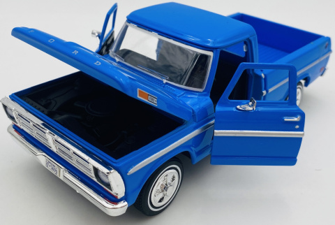 Ford F-100 Pickup 1972 1:24 Motormax 79384 niebieski Ford F-100 Pickup 1972 1:24 Motormax 79384 niebieski
