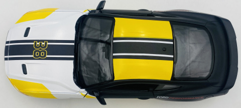 Ford Mustang GT 2018 #38 GT Racing model 1:24 Motormax 73911 Ford Mustang GT 2018 #38 GT Racing model 1:24 Motormax 73911