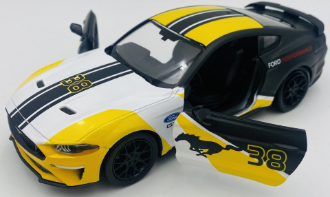 Ford Mustang GT 2018 #38 GT Racing model 1:24 Motormax 73911 Ford Mustang GT 2018 #38 GT Racing model 1:24 Motormax 73911