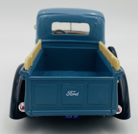 Ford Pickup Jailbar 1942-1947 1:24 Motormax 79388 Ford Pickup Jailbar 1942-1947 1:24 Motormax 79388