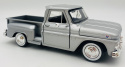GMC C1000 Fenderside 1966 Pickup 1:24 Motormax 79379 srebrny