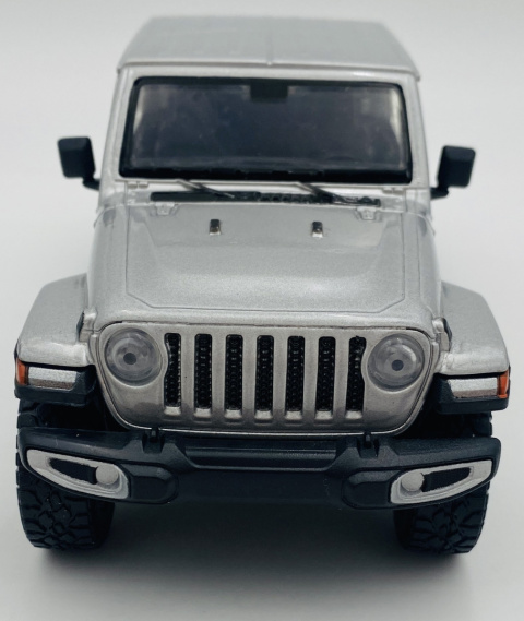 Jeep GLADIATOR Overland 2021 1:27 Motormax 79365 srebrny Jeep GLADIATOR Overland 2021 1:27 Motormax 79365 srebrny